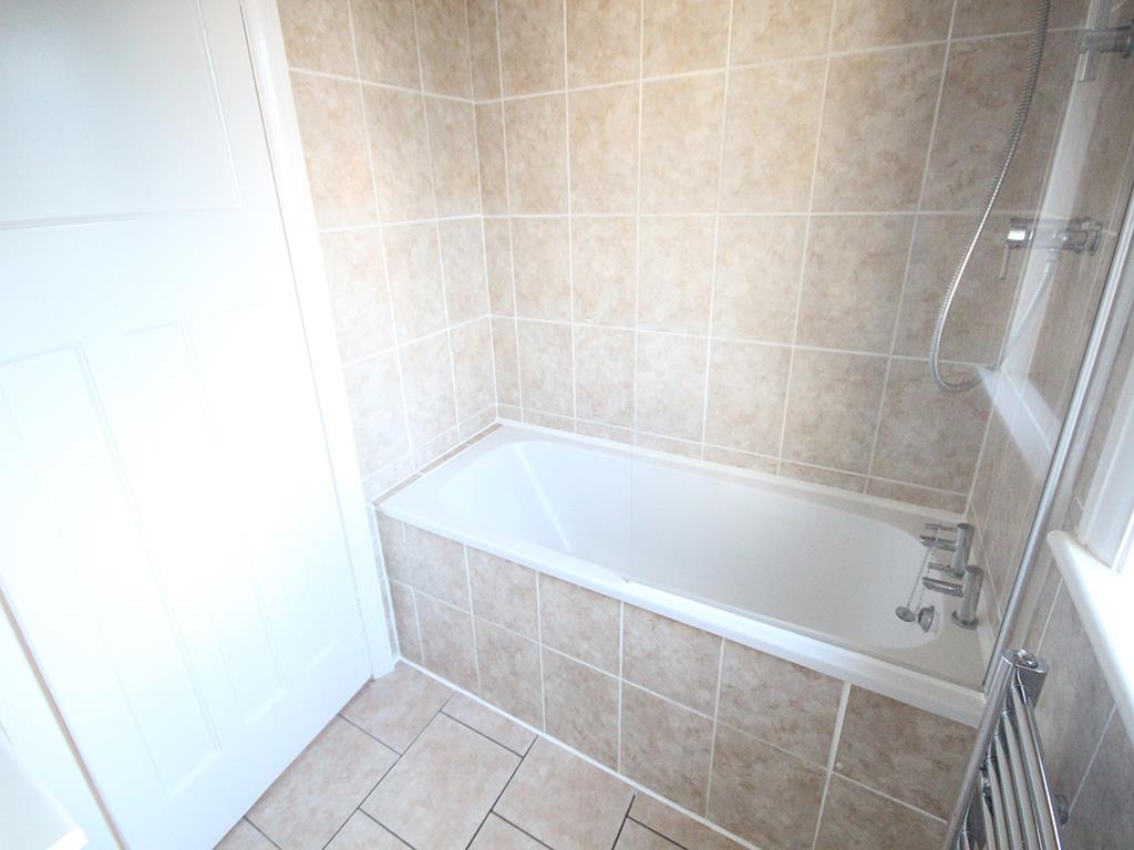 3 bedroom semi-detached house To Let in Foulridge, Colne - IMG_2992.jpg